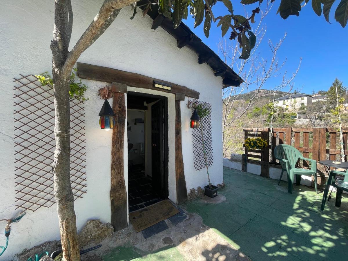 Casa Fidelina II Miraflores De La Sierra Exteriör bild