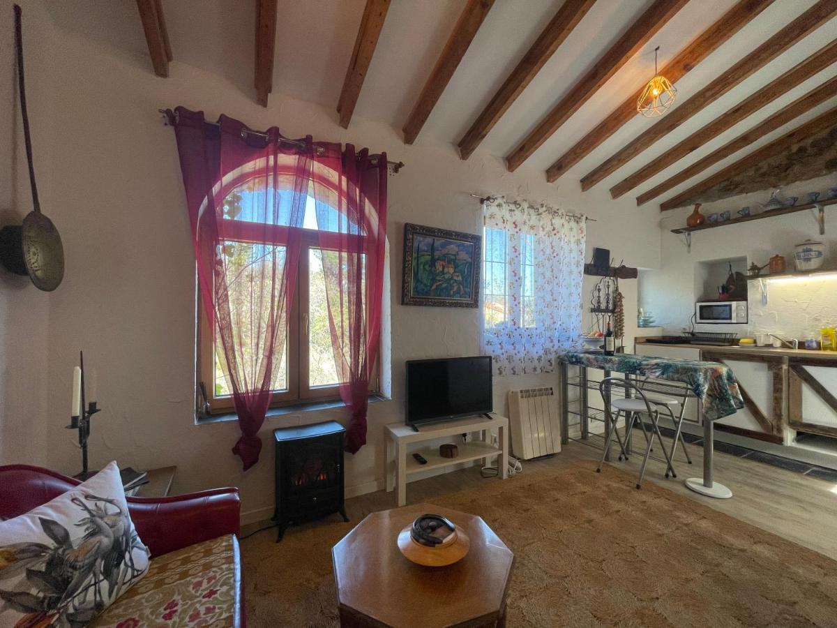 Casa Fidelina II Miraflores De La Sierra Exteriör bild